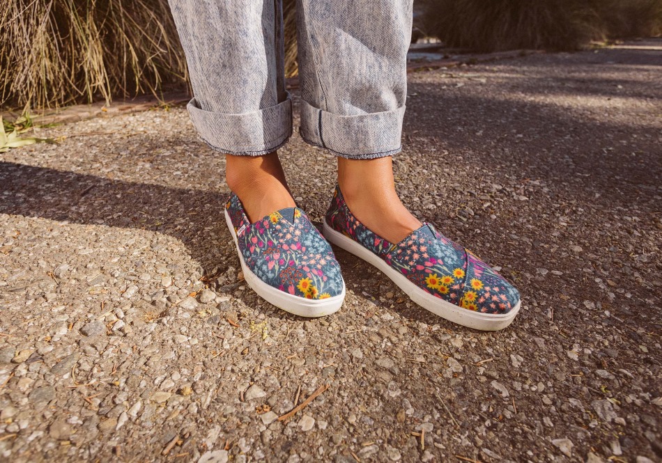 Toms Alpargata Cupsole Slip σε Navy Floral